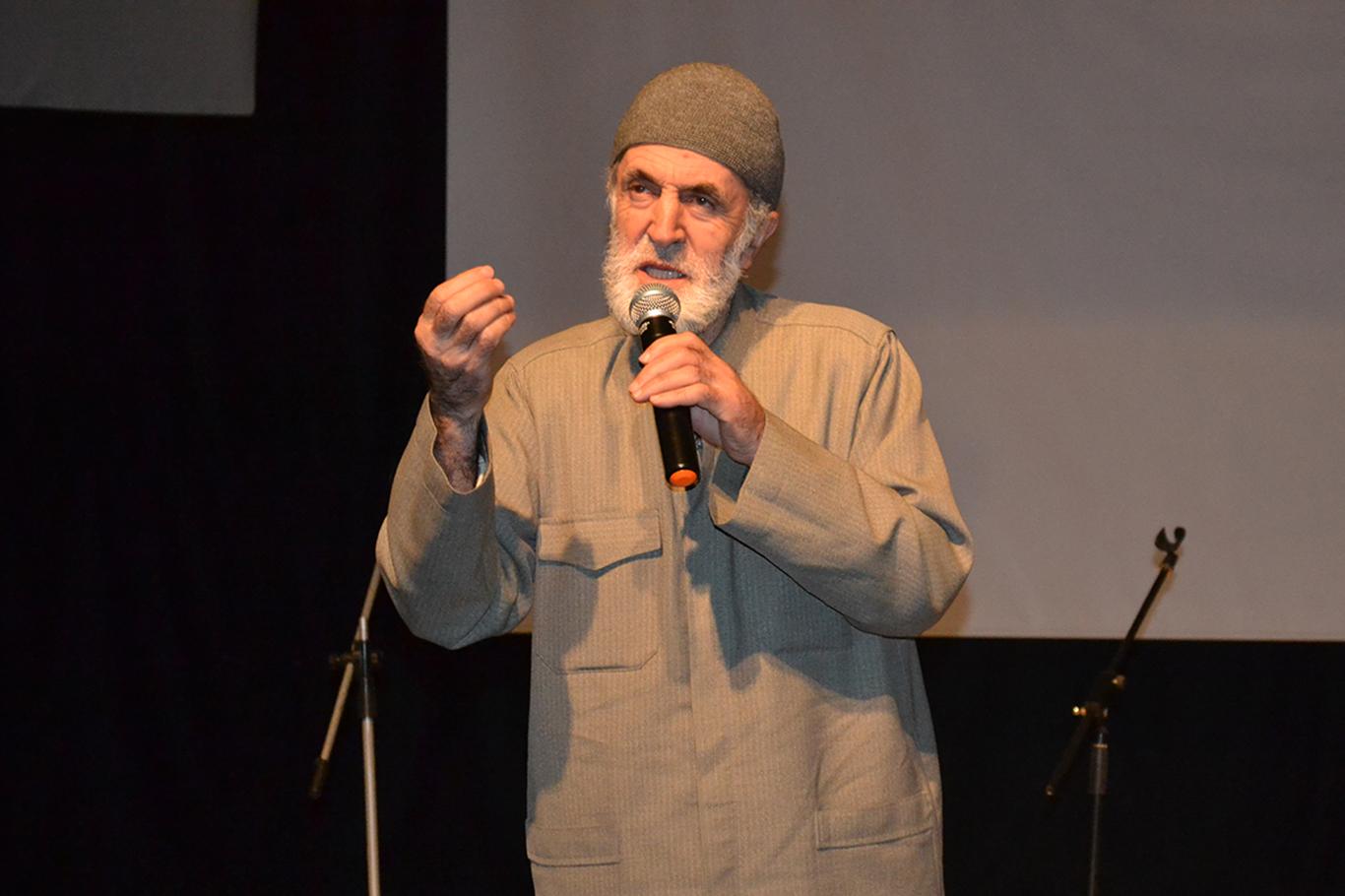 "Allah'ın Salih kulları yeryüzünün hâkimiyetini ele almalıdır" "Allah'ın Salih kulları yeryüzünün hâkimiyetini ele almalıdır"